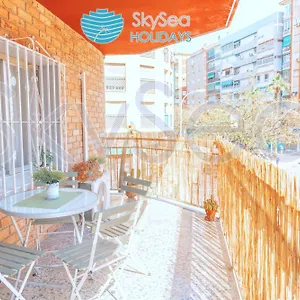 https://spanish-style-flat-malaga.es-andalucia.com